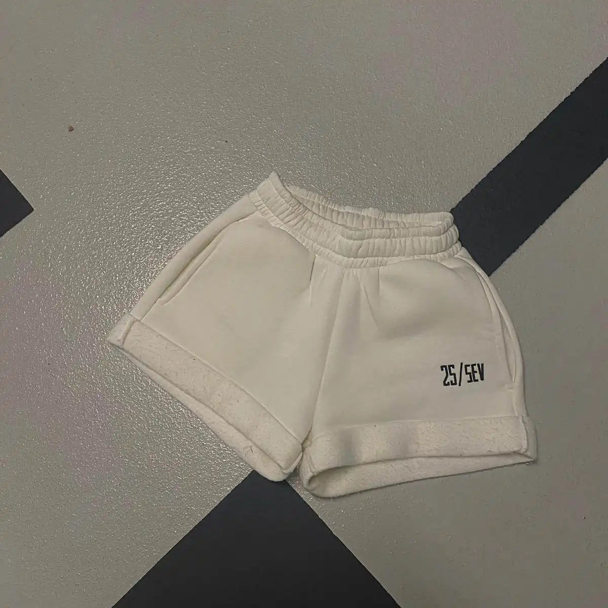 bandeau top and jogging shorts white for women - streetwear - summer set - top - tracksuit - low waist - comfortable - great quality - cotton - perfect for vacation, beach or just casual days - 25/SEV